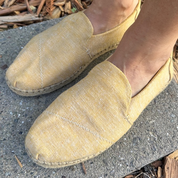 Toms Shoes - Toms Women's Light Yellow Espadrilles